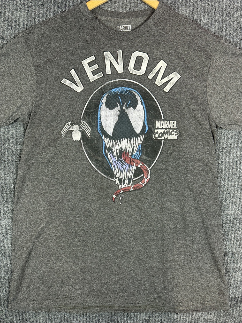 Marvel Comics Venom Gray Graphic Superhero T-Shirt Size M